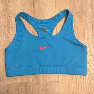 Nike Pro sports bra good condition